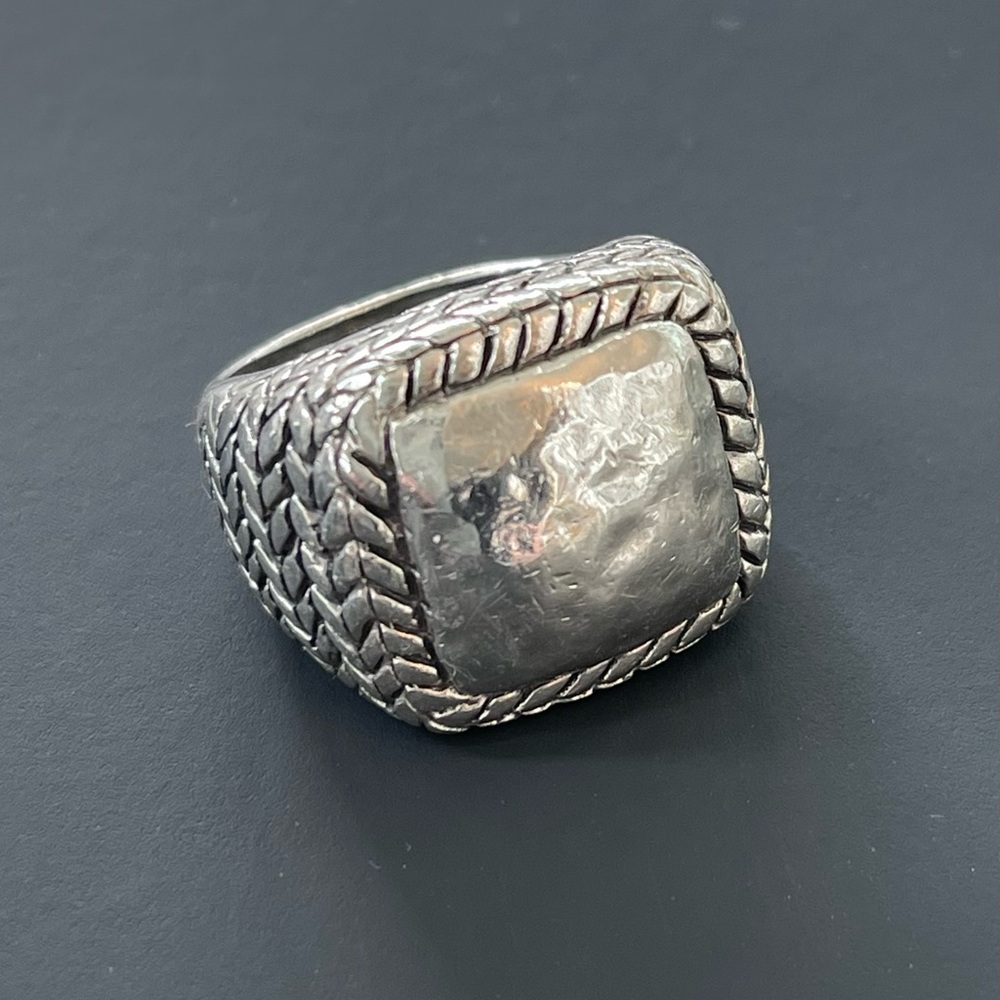 Silpada sterling silver hammered woven signet ring size 7